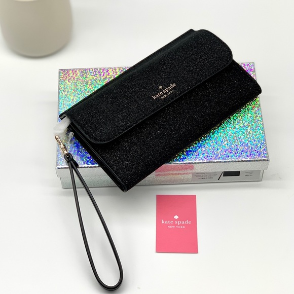 kate spade Handbags - Kate Spade Large Phone Wristlet